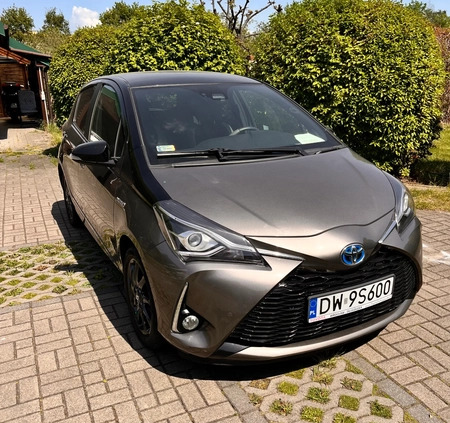 Toyota Yaris cena 57000 przebieg: 68000, rok produkcji 2017 z Wrocław małe 106